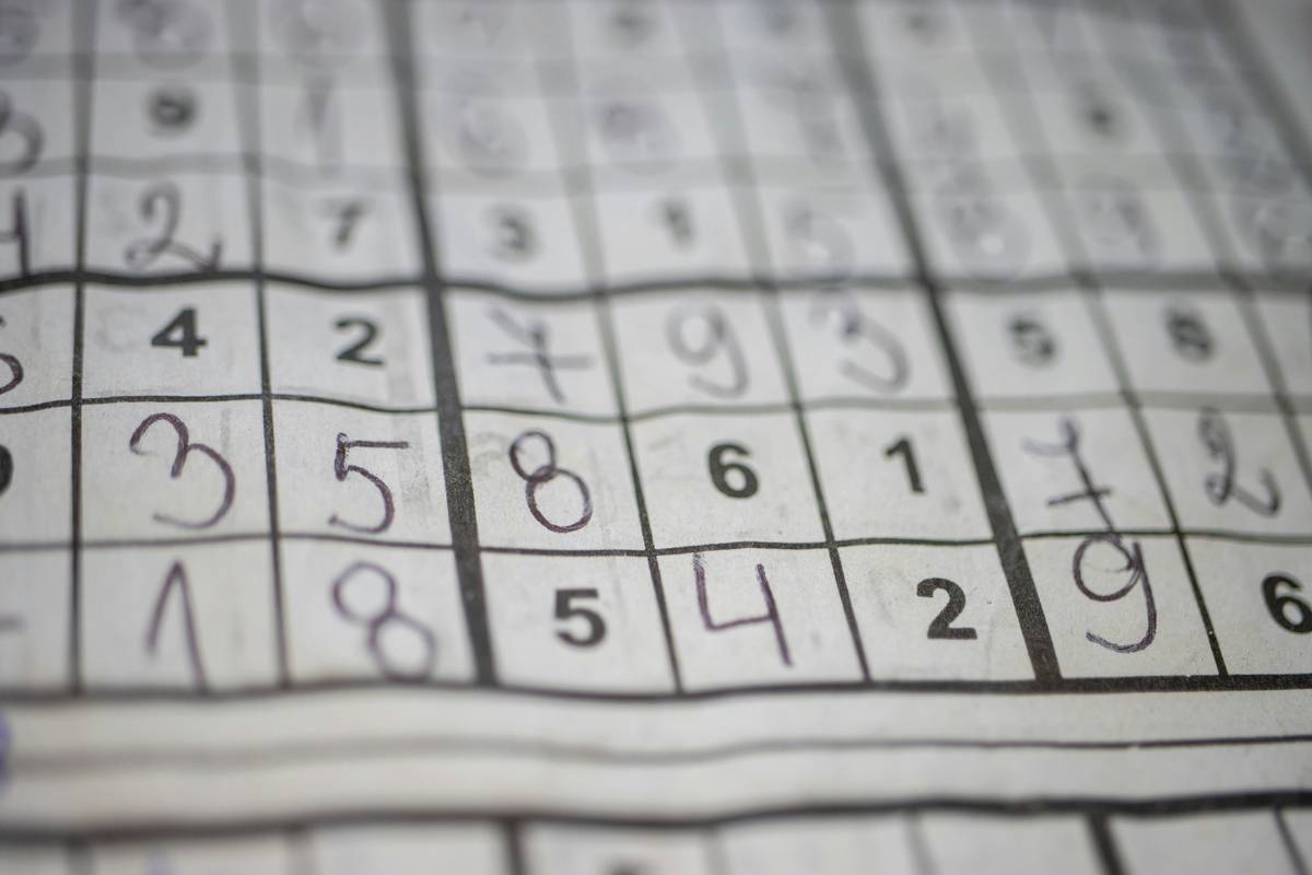 10 Mind-Bending Escape Room Puzzles Online That’ll Make You Feel Like Sherlock Holmes
