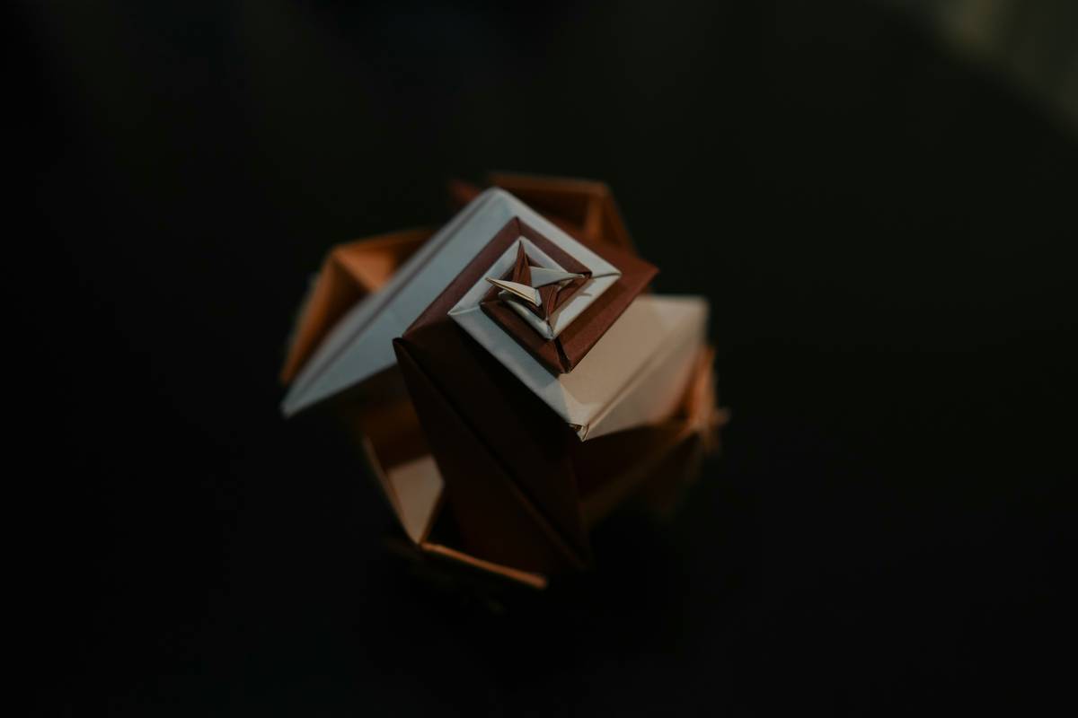 Creative Thinking Escape Room Puzzle by Design: How to Craft Mind-Bending Challenges That Actually Work